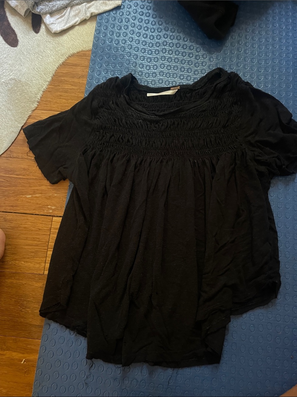 Free people flowy , top size extra small ruching at the top
